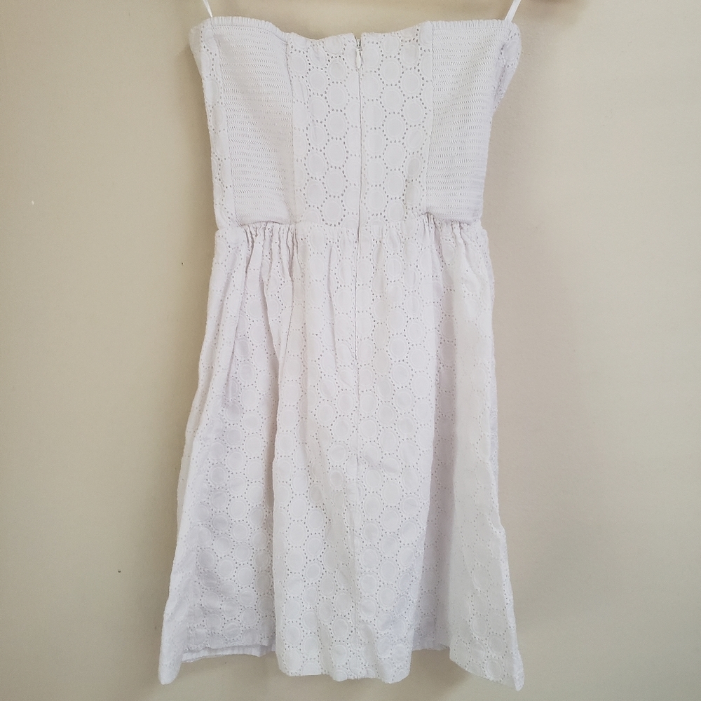 Gap White Eyelet Embroidered Pattern Strapless Dr… - image 3